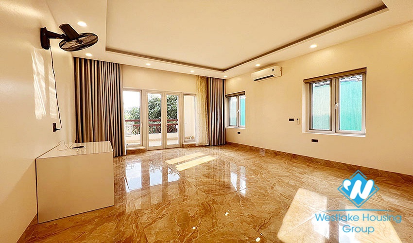 A good house for rent in T block Ciputra, Tay ho, Ha noi
